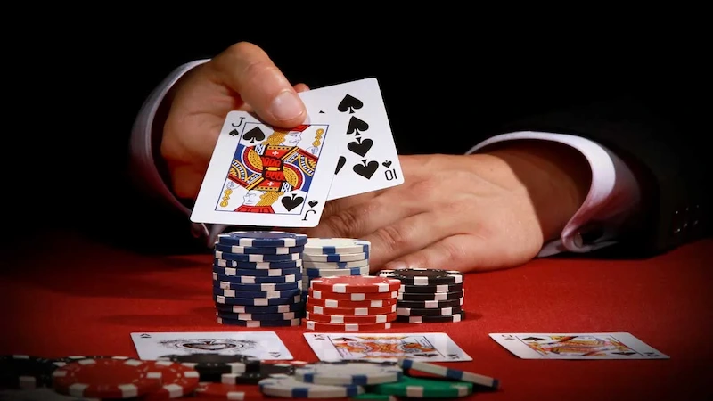 Giới Hạn Của Poker Solver